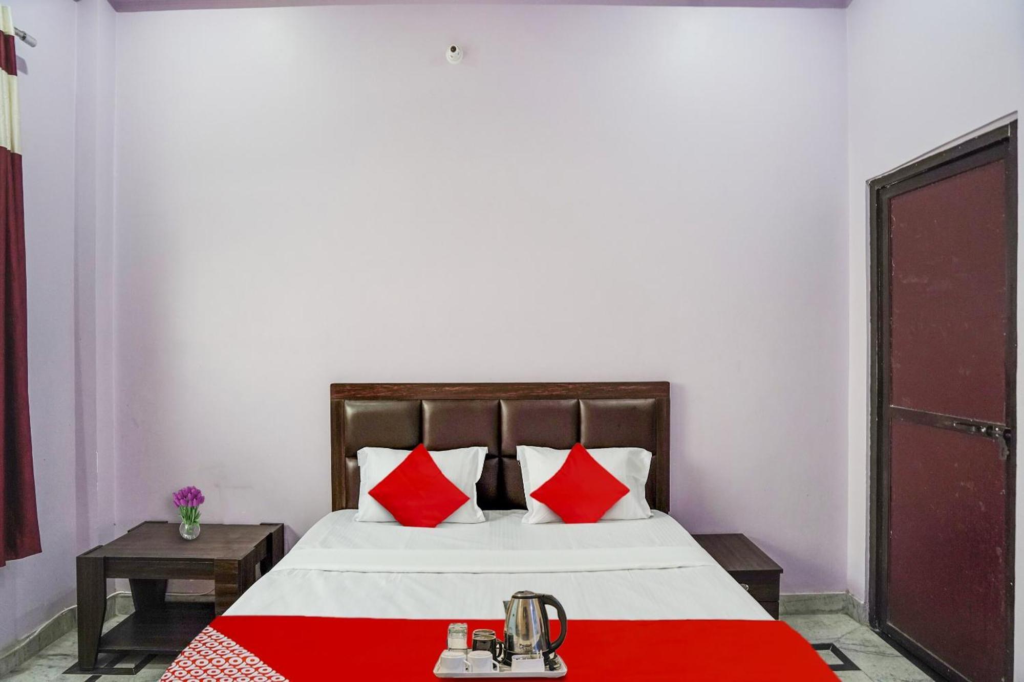 Hotel O Ayurma Inn Chinhat Zewnętrze zdjęcie