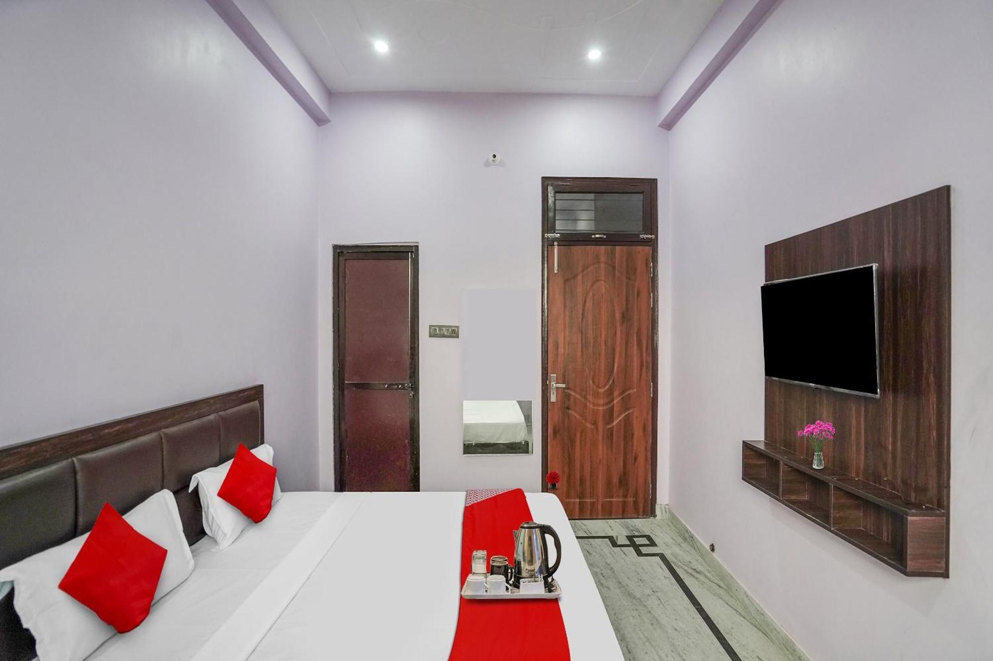 Hotel O Ayurma Inn Chinhat Zewnętrze zdjęcie